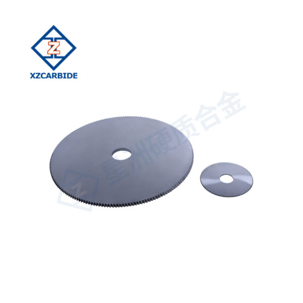 Round cutting blade